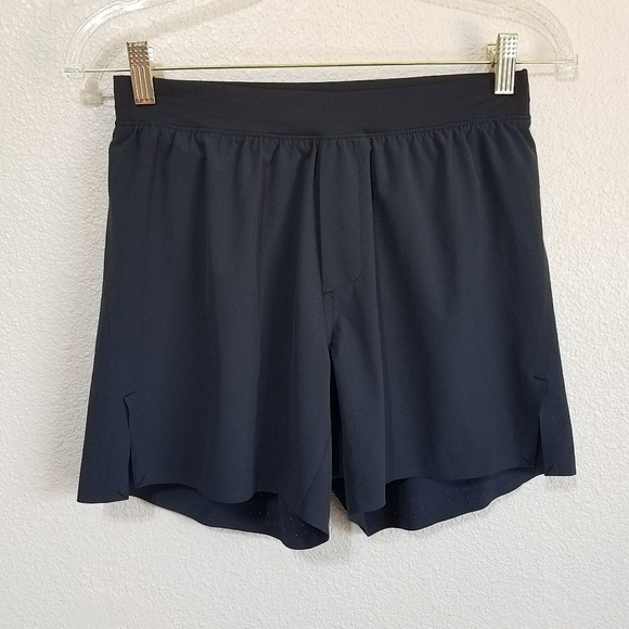 Ten Thousand Distance Short